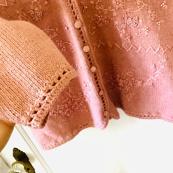 VTG 90s Carolyn Taylor Floral Embroidered beaded crochet Trim Cardigan Sweater M - Picture 10 of 16